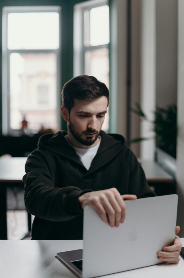 How to Conduct Effective Daily Stand-up Meetings in a Scrum Environment